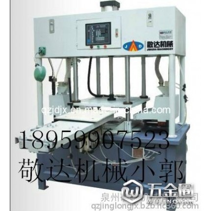鑄造設(shè)備，那里找 的砂芯機(jī)呢，當(dāng)然是敬達(dá)機(jī)械，全自動(dòng)化