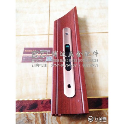 2015廠家直供 佛山博達(dá)鋁門配件 推拉門鎖 單面鉤鎖 一字鎖 室內(nèi)門鎖 歡迎來電垂詢?。? onmouseover=