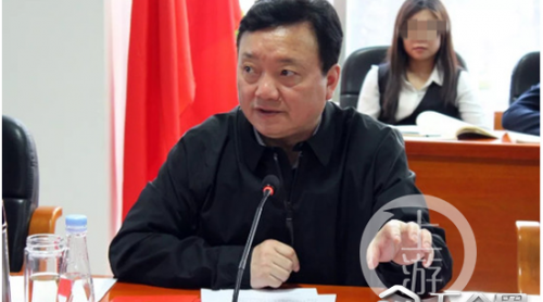 讀者落馬董事長(zhǎng)：官僚做派高調(diào) 張口閉口三運(yùn)書記