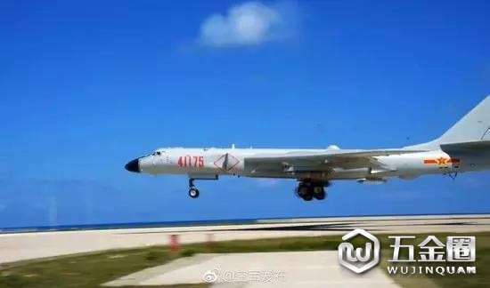 ▲資料圖片：空軍航空兵某師組織轟-6K等多型多架轟炸機(jī)，在南部海域開展島礁起降訓(xùn)練。（空軍發(fā)布）