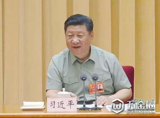 中央軍委黨的建設(shè)會議2018年8月17日至19日在北京召開。中共中央總書記、國家主席、中央軍委主席習(xí)近平出席會議并發(fā)表重要講話。 記者周朝榮 攝