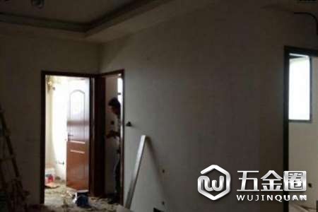 臥室門怎么裝？臥室門五金件安裝事項(xiàng)？
