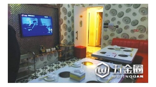 走訪火鍋KTV：包廂免費酒水價格翻倍 密閉空間燙火鍋惹質(zhì)疑