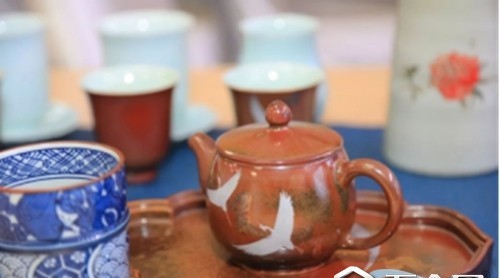 【看趨勢(shì)，帶著“己”見】以茶會(huì)友，論道博洛尼亞展會(huì)新趨勢(shì)