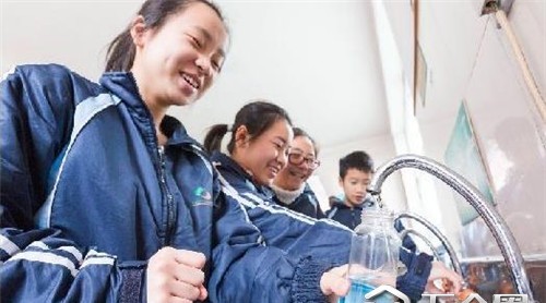 桶裝水時代將過去？ 浙江多所高校改喝直飲水