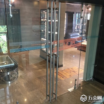 時尚拉手鎖促銷供應(yīng)玻璃門304不銹鋼大拉手工廠直銷