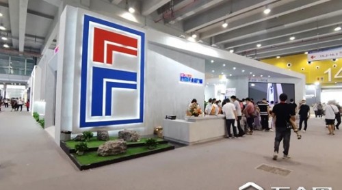 直擊2020中國(guó)建博會(huì)（廣州）丨富軒一站定制主題展館人流如織，火熱招商中！